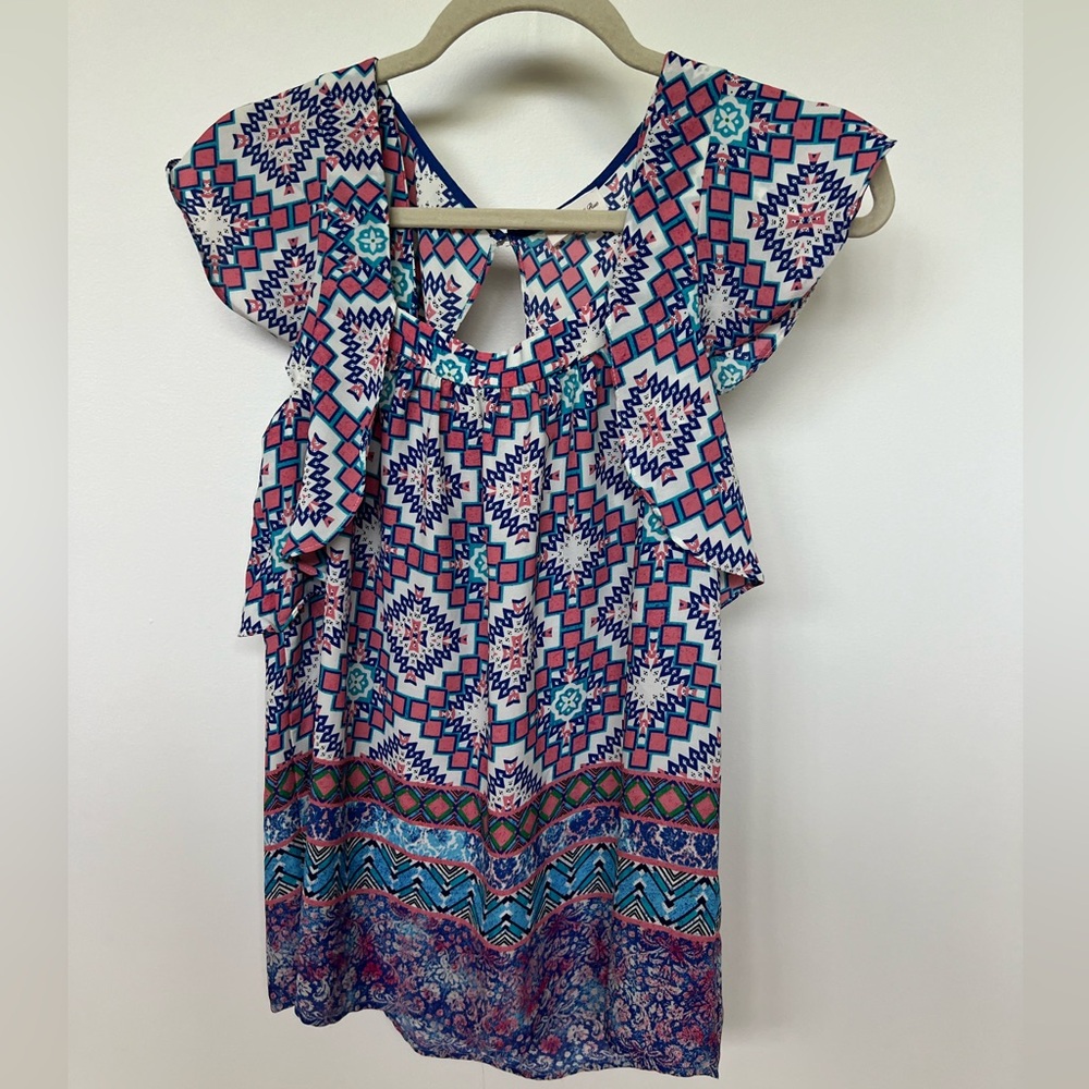 Summer Top! Lightweight. Size 2. Excellent Condition. Bought at Anthropologie.